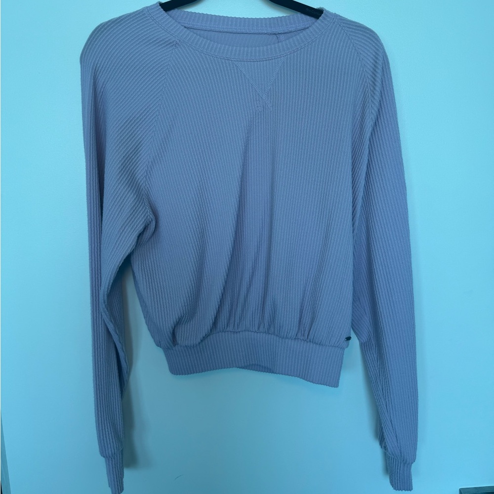 Hollister purple long sleeve sweater small